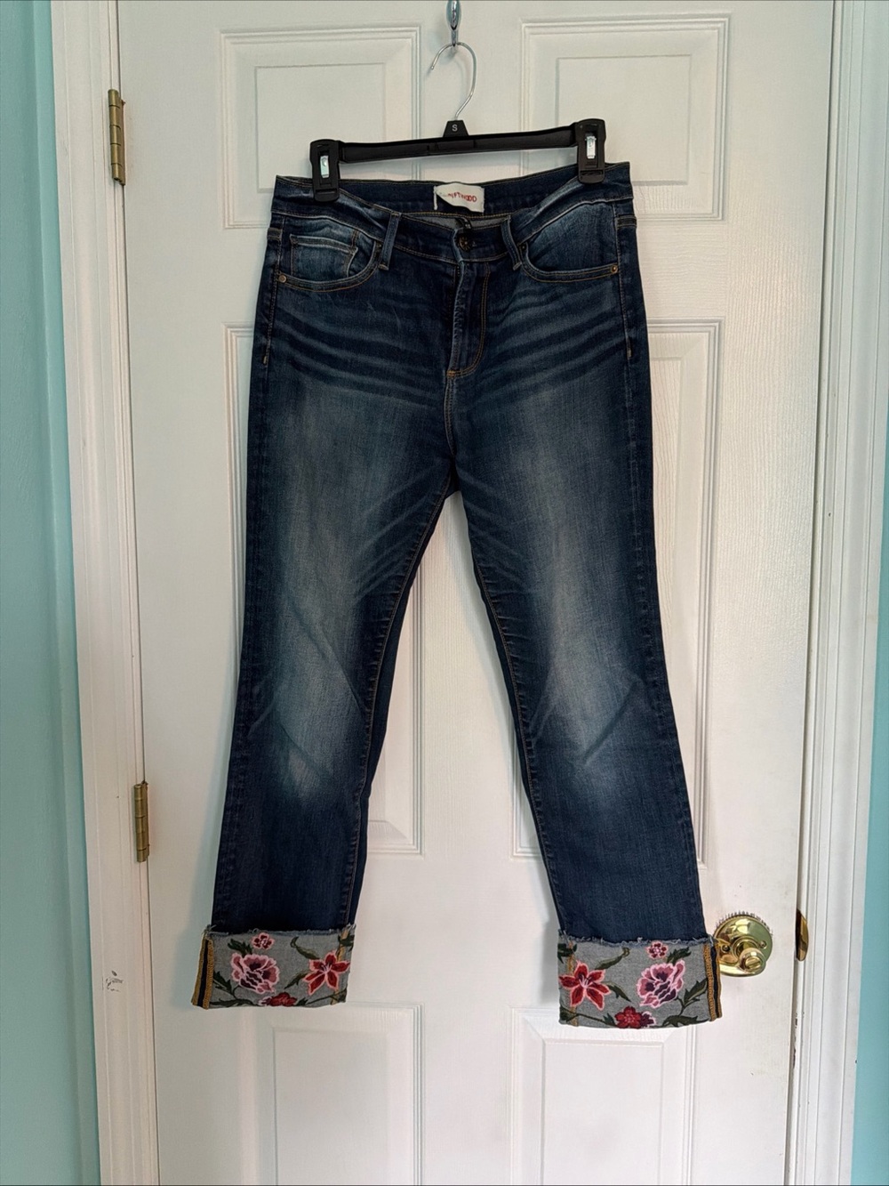 DRIFTWOOD Dark Blue Cropped Jeans with Floral Embroidered Cuffs